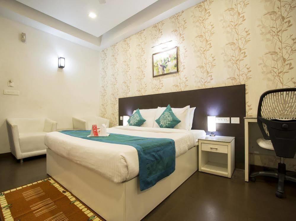 Oyo Rooms Near Cosmos Mall Siliguri Exterior foto