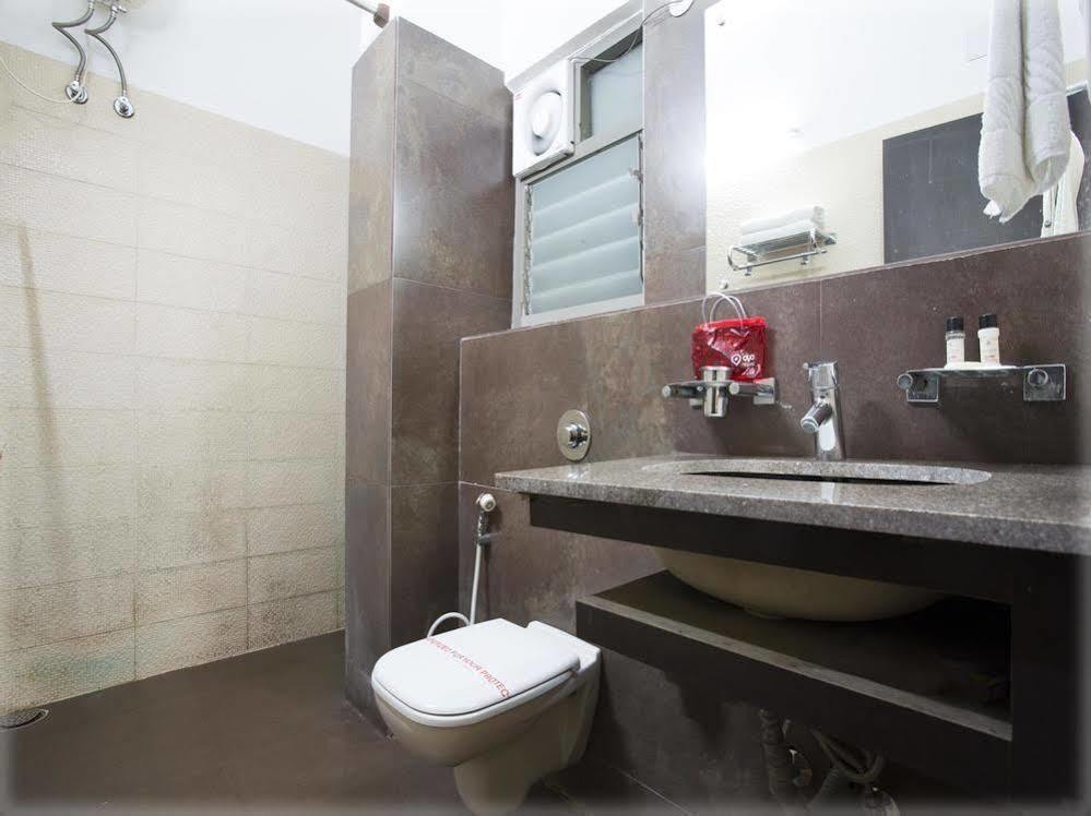 Oyo Rooms Near Cosmos Mall Siliguri Exterior foto